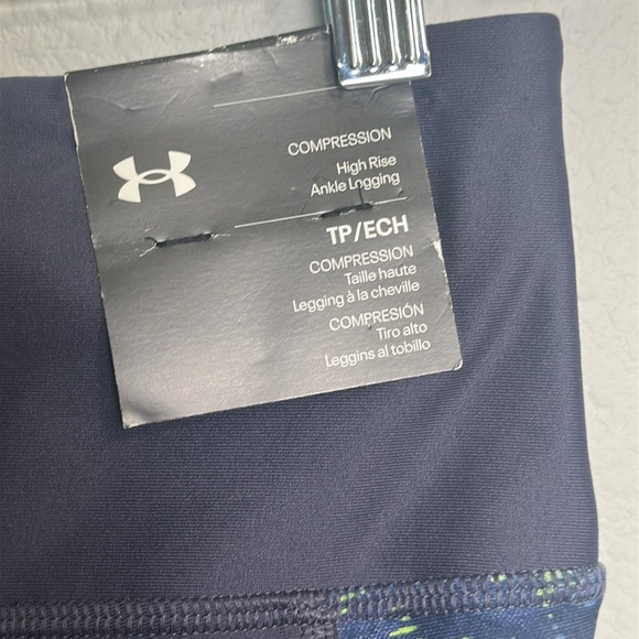 Under Armour Compression Ankle High Rise Legging Navy Womens Size XSmall NWT - Picture 8 of 13